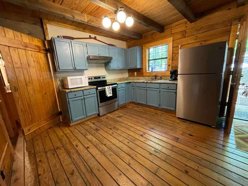 The Bear’s Den Cabin